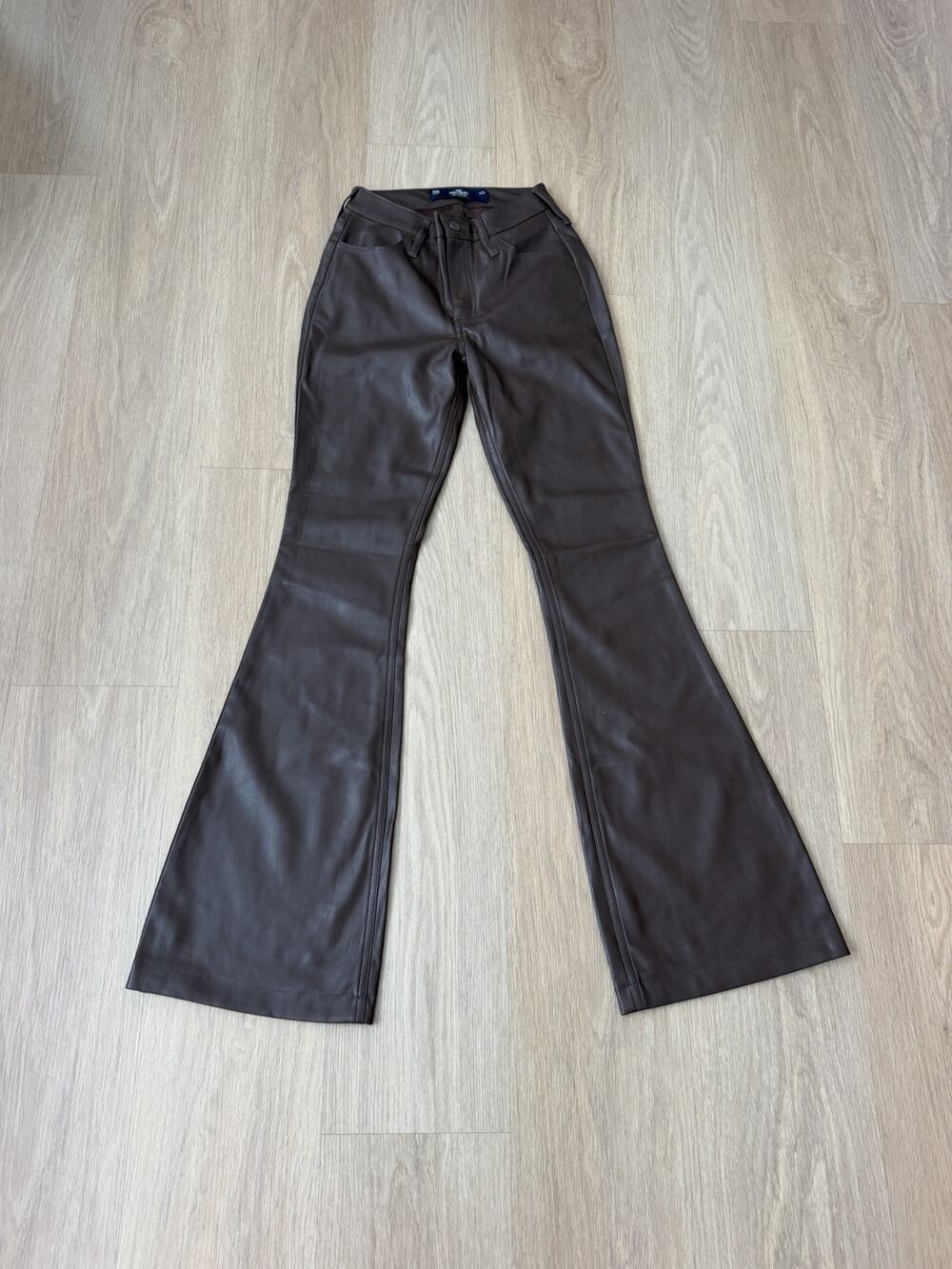 Hollister Women's Vegan Leather High Rise Flare Pants 00 Regular Brown Boho 70s